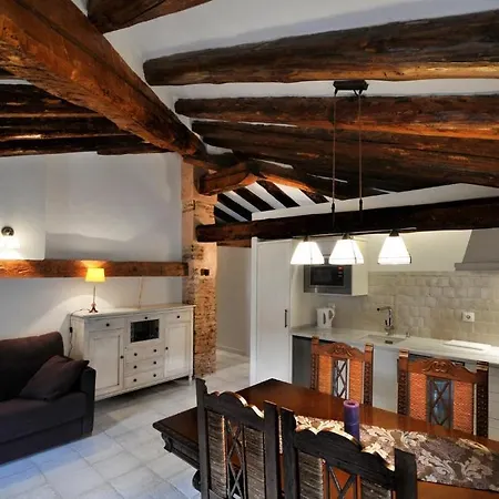 La Casa Grande De *